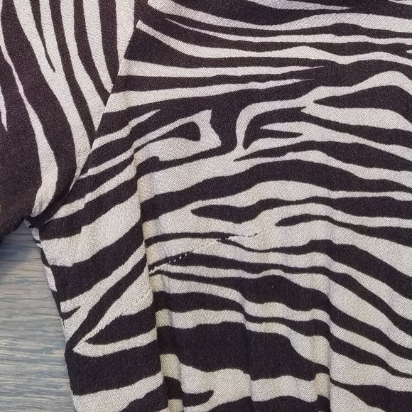 H&M Dress Neutral Brown Zebra Print Fit and Flare - Picture 8 of 15